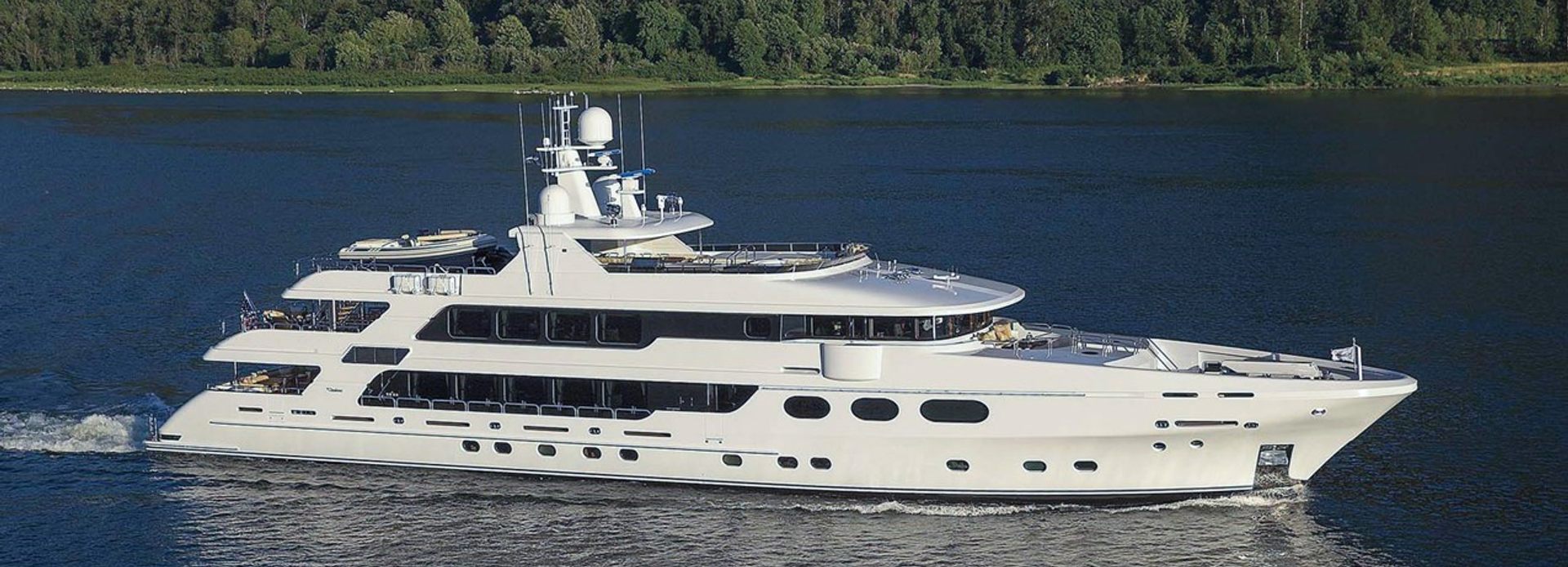 Jackpot yacht, Christensen