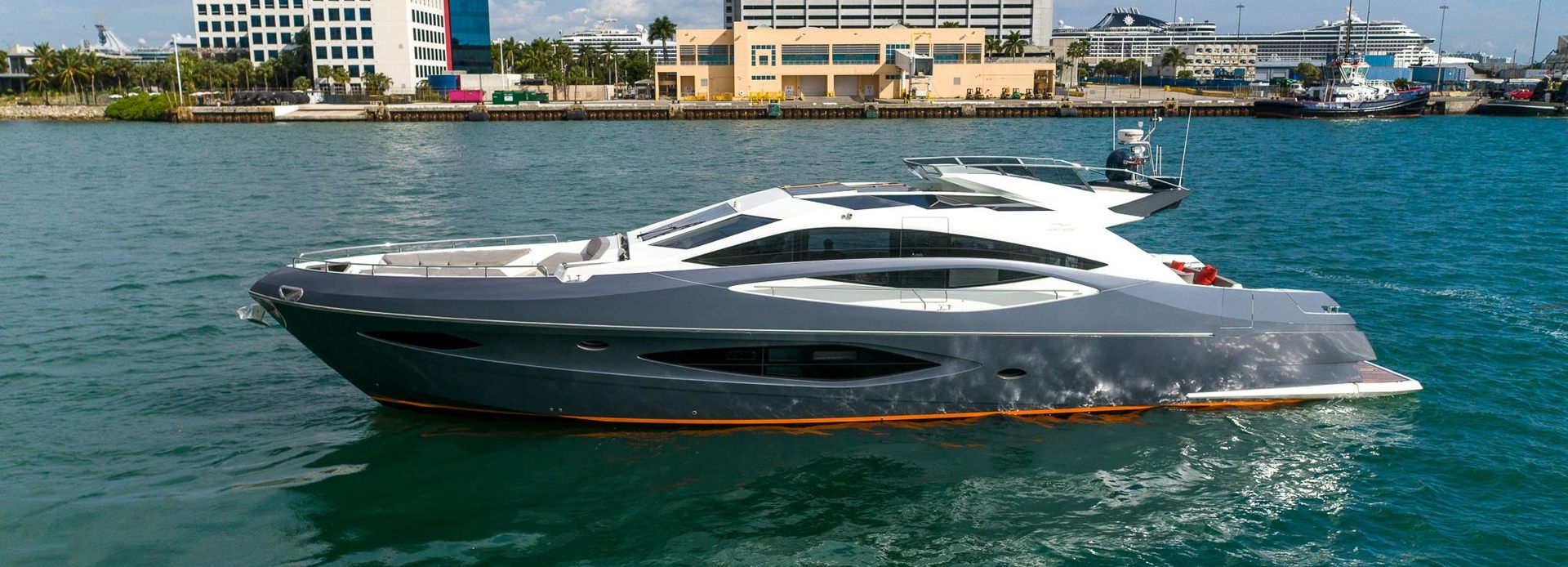 Adonis yacht, Numarine