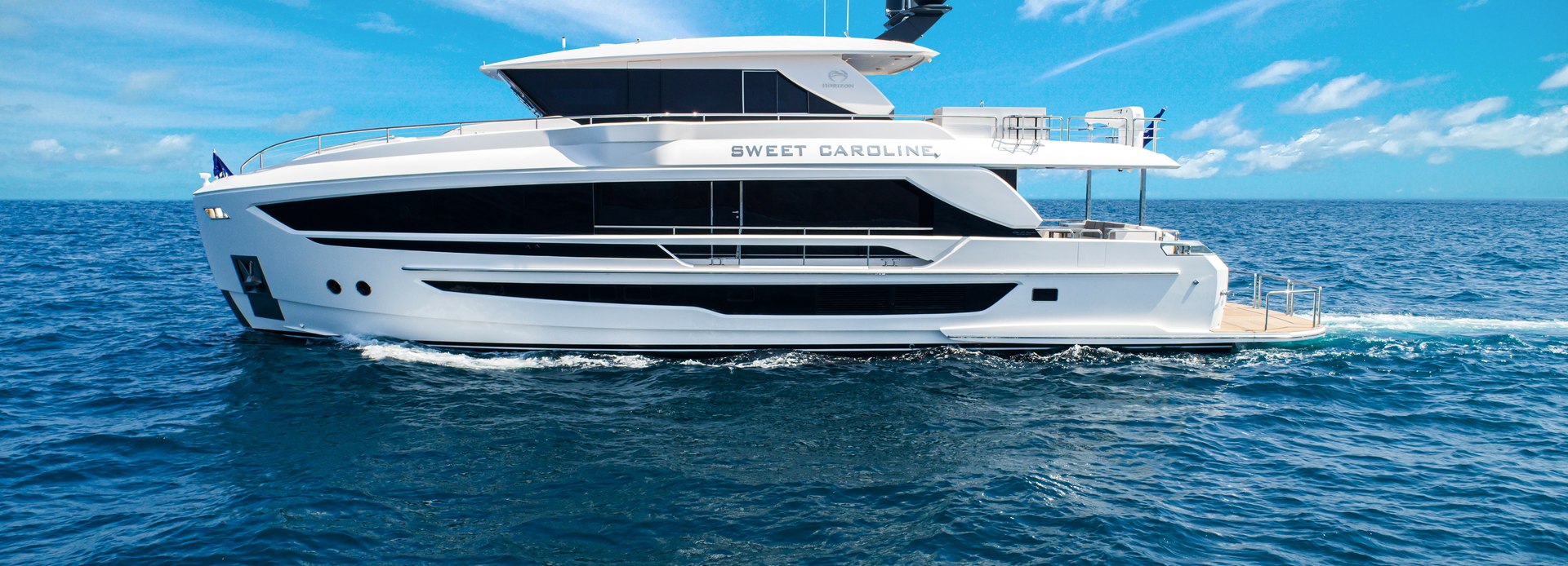 Sweet Caroline yacht, Horizon