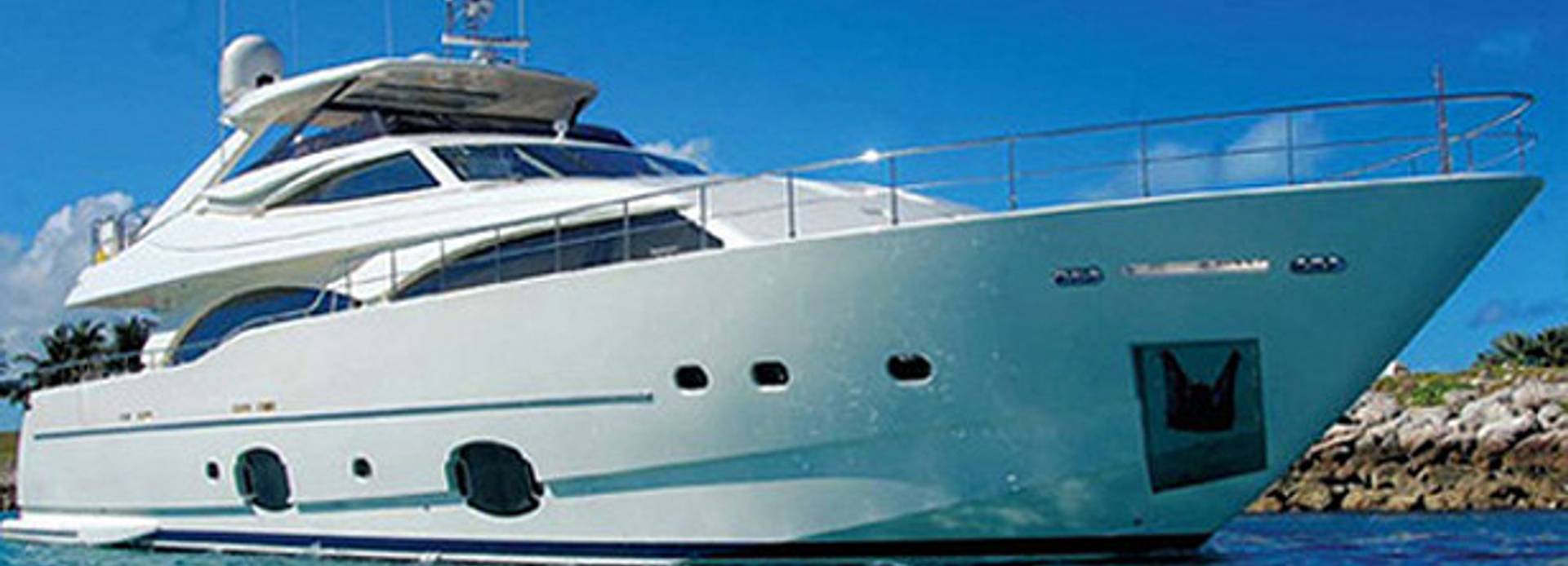 Ceylanim yacht, Custom Line