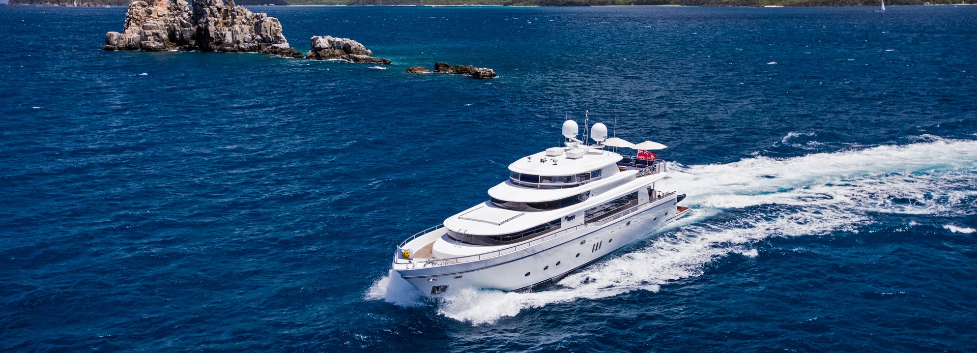 She's A Peach yacht, Johnson Yachts
