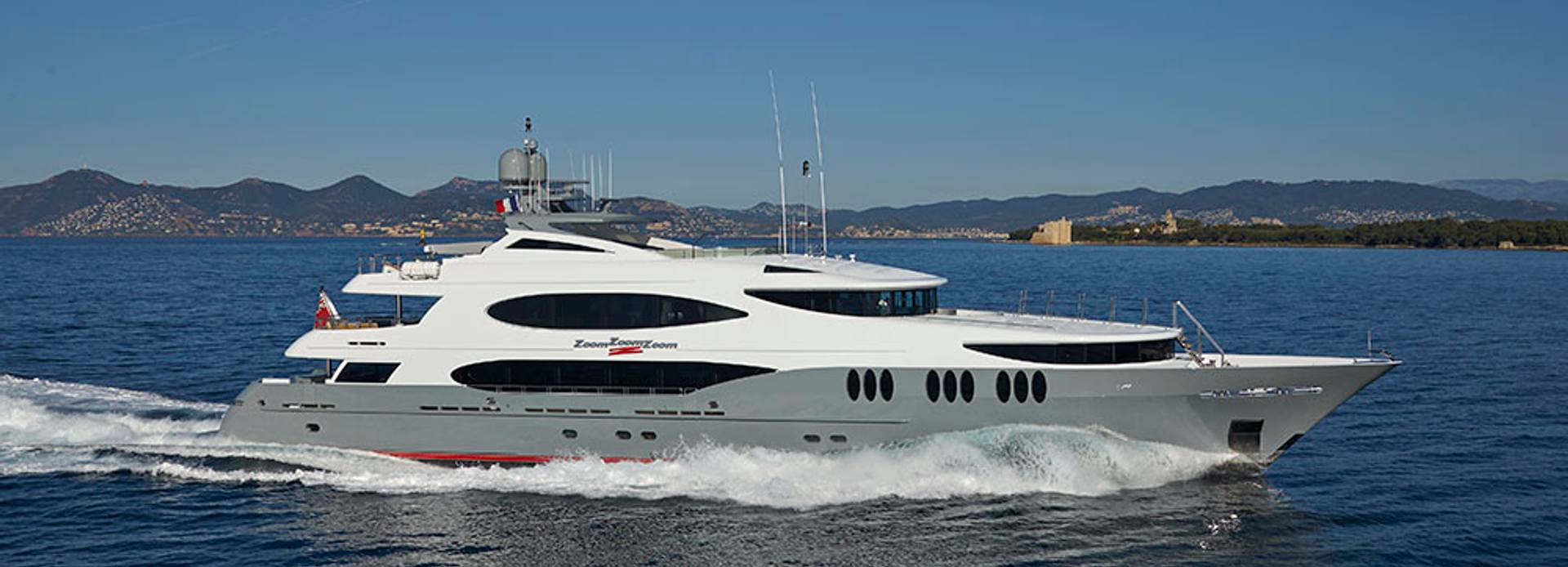 Zoom Zoom Zoom yacht, Trinity Yachts