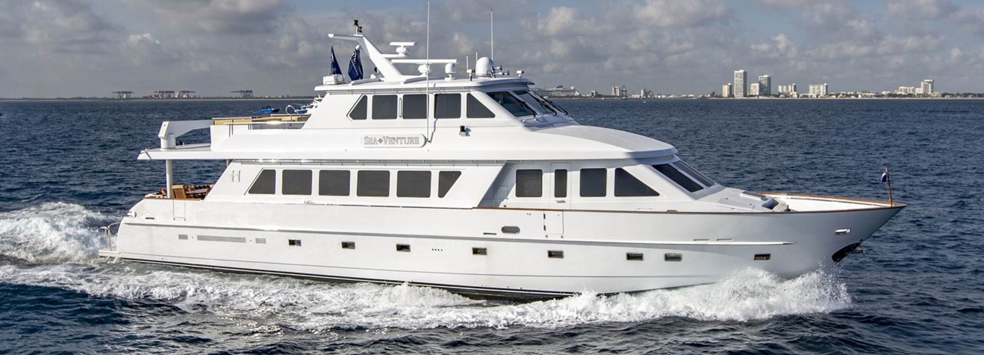 Sweet Life yacht, Hargrave Custom Yachts