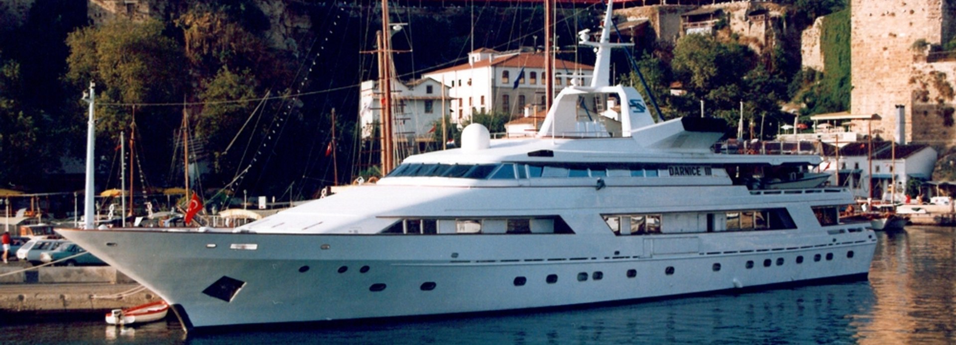 Darnice III yacht