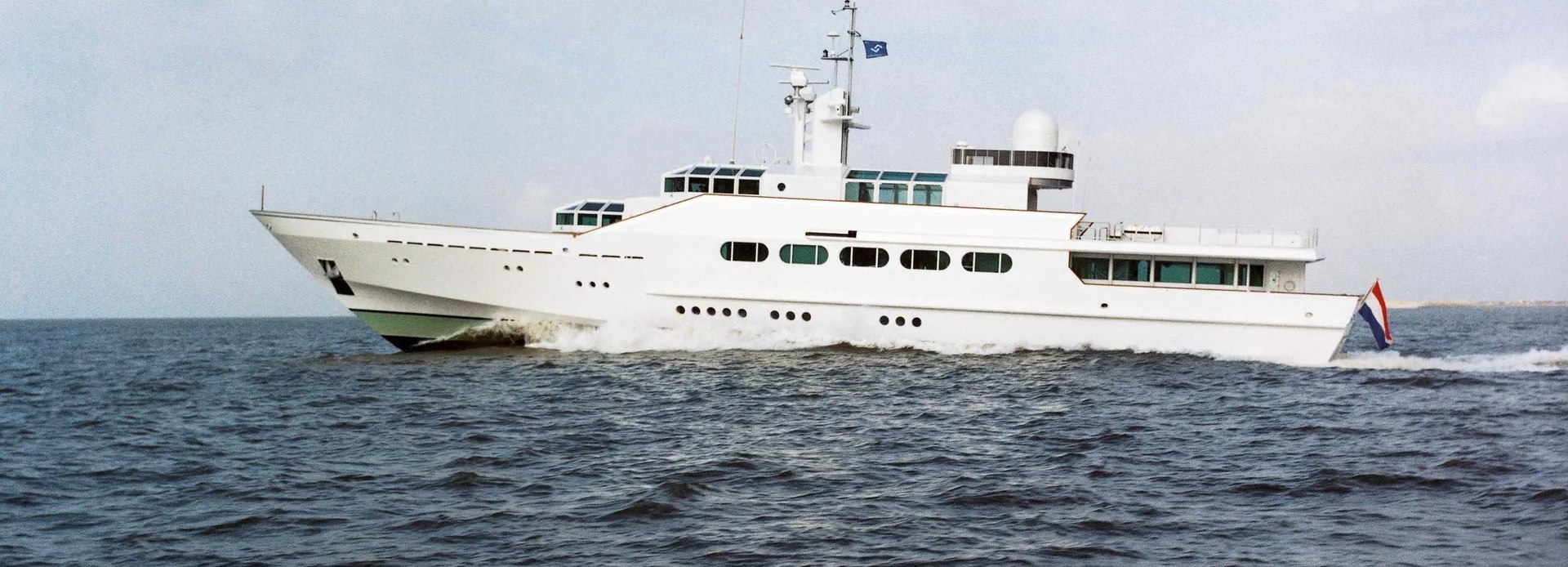 Koru yacht