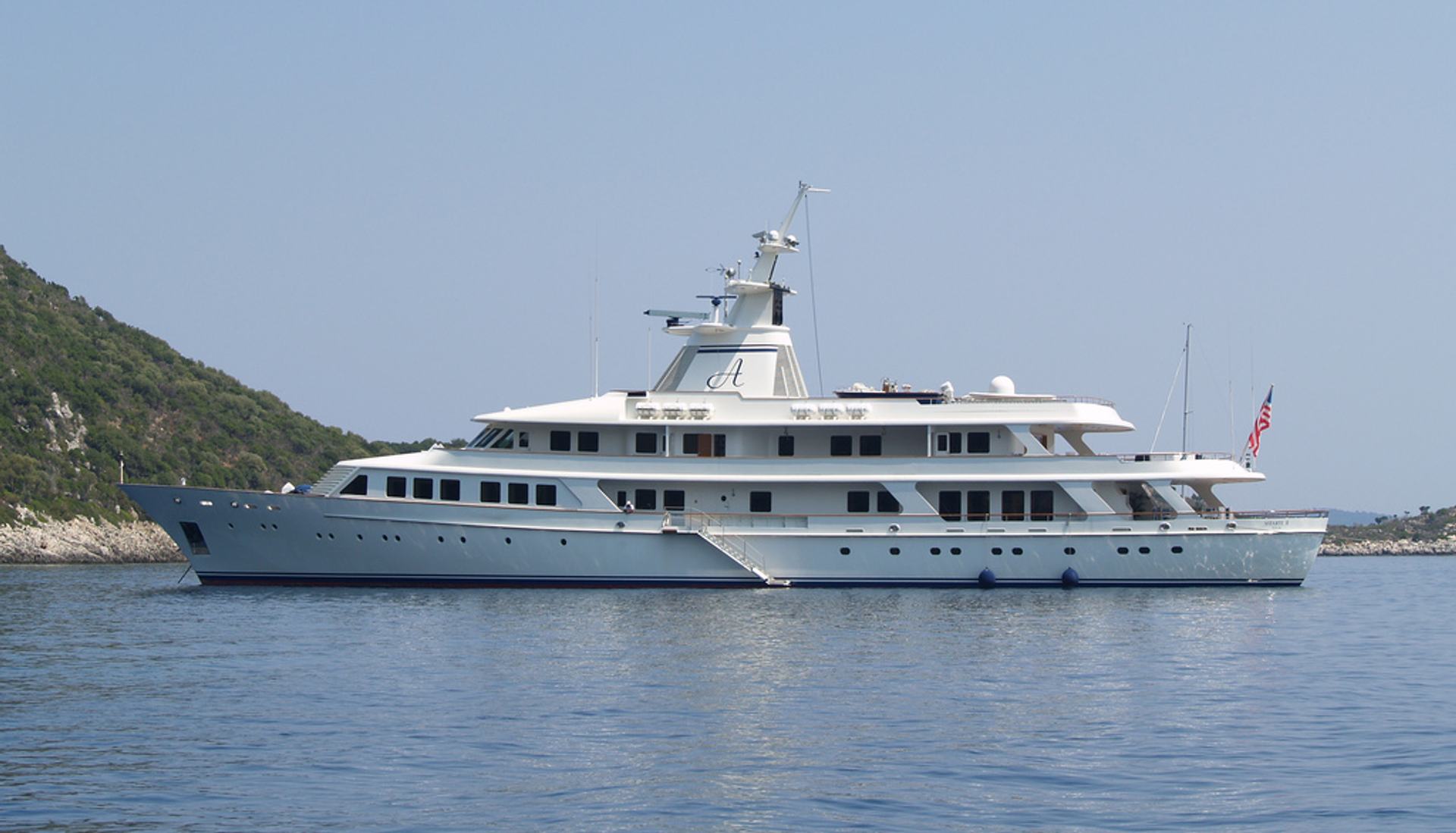 Astarte II yacht