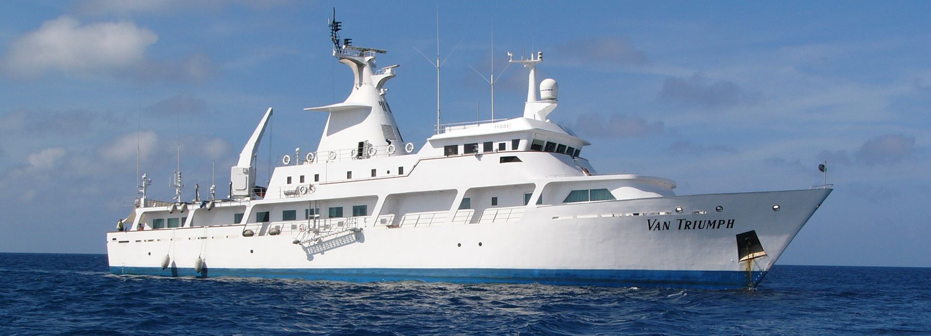 Van Triumph yacht, Supercraft