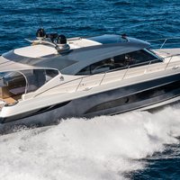 Riviera 5400 Sport Yacht Platinum Edition