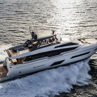 Ferretti 780