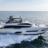 Ferretti 780