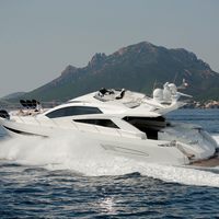 Galeon 700 Skydeck