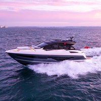 Sunseeker Predator 55