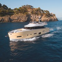 Azimut Magellano 66