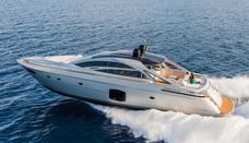 Pershing 70