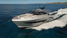 5000 Sport Yacht