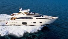 Ferretti 800