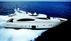 Ferretti 880