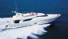 Ferretti 810