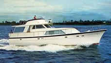 Hatteras 58 Triple Cabin