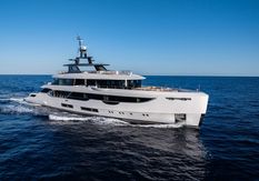 Benetti Oasis 40M