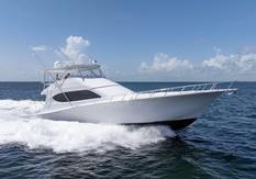 Hatteras GT70