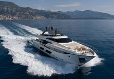 Ferretti 920