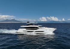 Ferretti 860