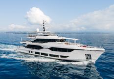 Gulf Craft Majesty 120