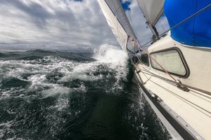 How weather affects yacht performance