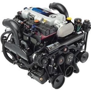 MerCruiser 8.2L MAG Mercury engine