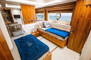 Sunseeker motor yacht Tatis guest cabin with twin beds