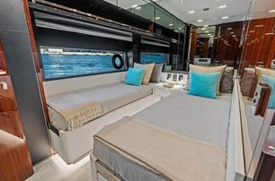 Riva motor yacht Tango Whiskey guest cabin with twin beds 
