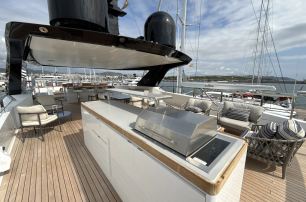  Sanlorenzo motor yacht Phoenician sundeck BBQ 