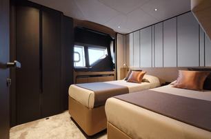 Maiora M30 motor yacht guest cabin with twin beds 