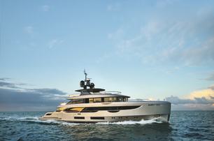 Benetti Oasis 40M running profile