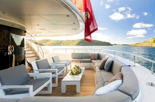 Motor yacht G3 aft deck seating area 
