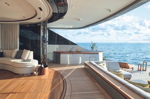 Benetti OASIS 40M aft deck