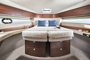 Princess F50 gen 1 forward cabin