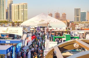 Dubai International Boat Show visitors