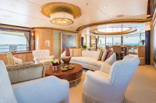 Superyacht Elis Et Mar main saloon white sofas 