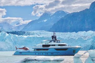 Sanlorenzo-Explorer-range-ice-helicopter