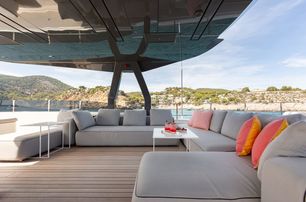  Custom Line motor yacht Kiki V sundeck lounge 