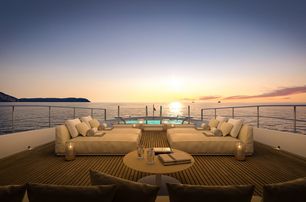 Benetti-Class-Range-sunset