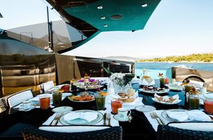 agencies specialise in yacht chefs