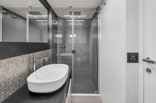 Pershing motor yacht Alexandra master en suite with glass shower 