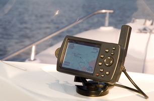 gps set deck mounted small motor yacht cruiser