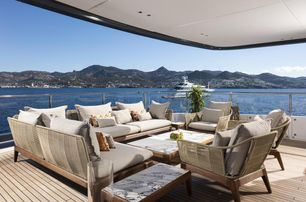 confessa flybridge with seating area