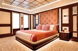 Royal Hakvoort superyacht Jubilee guest cabin with windows 
