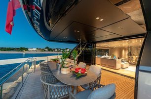 Sanlorenzo motor yacht Another One aft deck dining area 