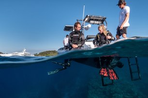 dive instructor superyacht specialist crew